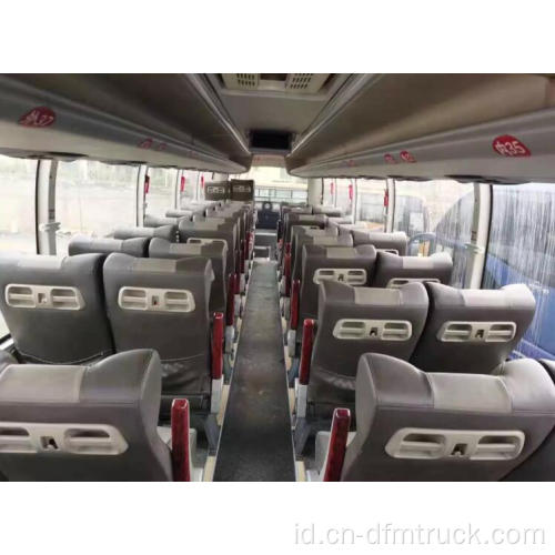 Golden Dragon menggunakan bus kota 55 kursi otomotif